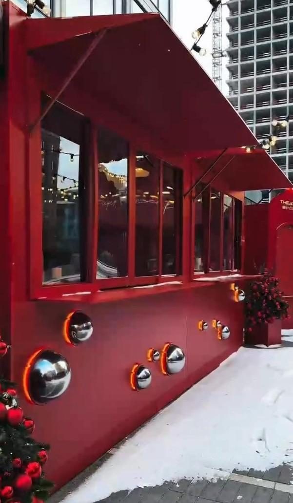 Новогодняя уличная ярмарка PIONEER Holiday Season