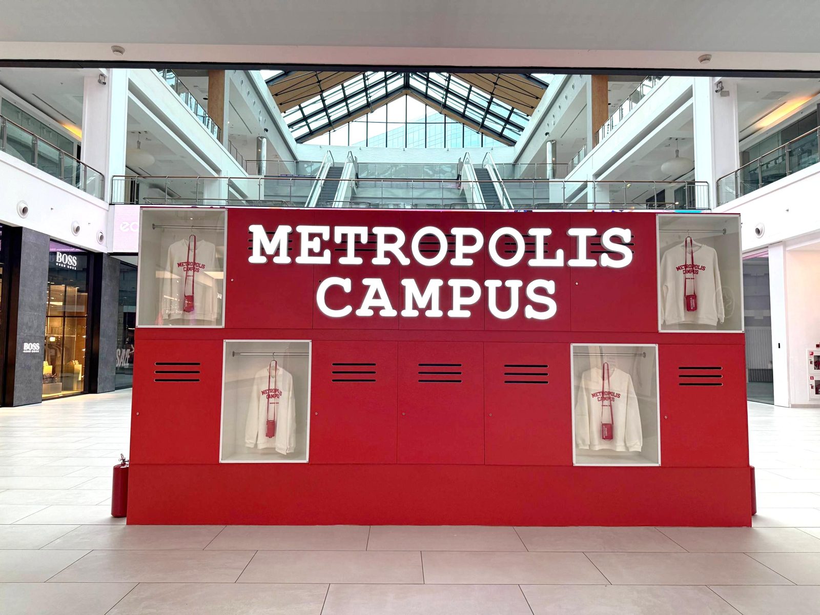 Фотозона Metropolis Campus